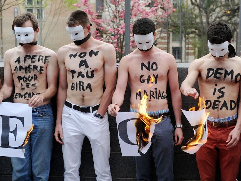 Anti-homohuwelijk Hommen in Toulouse tijdens een demonstratie.