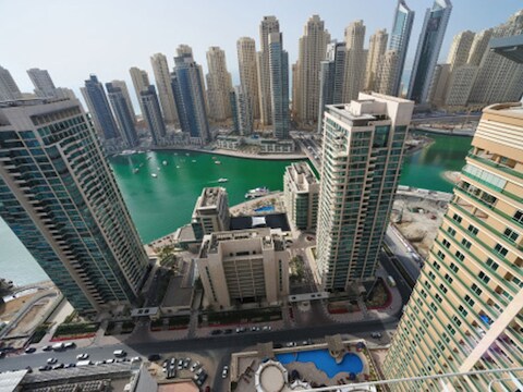 De skyline van Dubai.