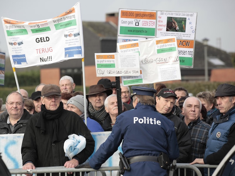 Arco-gedupeerden tijdens een protestactie.(Archiefbeeld)