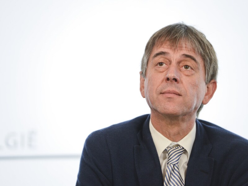Servais Verherstraeten merkt op dat het aantal Nederlandstalige magistraten hoger ligt dan voor de splitsing.