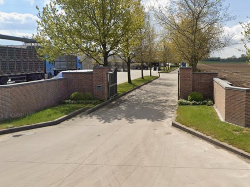 Oostrozebeke schaft buurtweg 14 af, stuk op Harelbeeks grondgebied blijft behouden