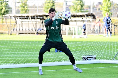 De Cuyper en Doku spreken vandaag de pers toe, traint Courtois ondanks pijntje gewoon mee?