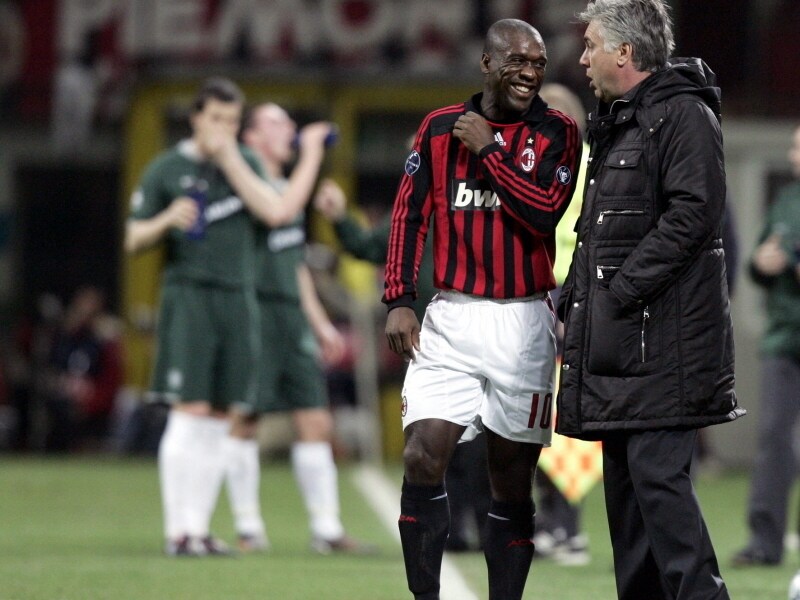 Seedorf heeft plezier met Ancelotti.