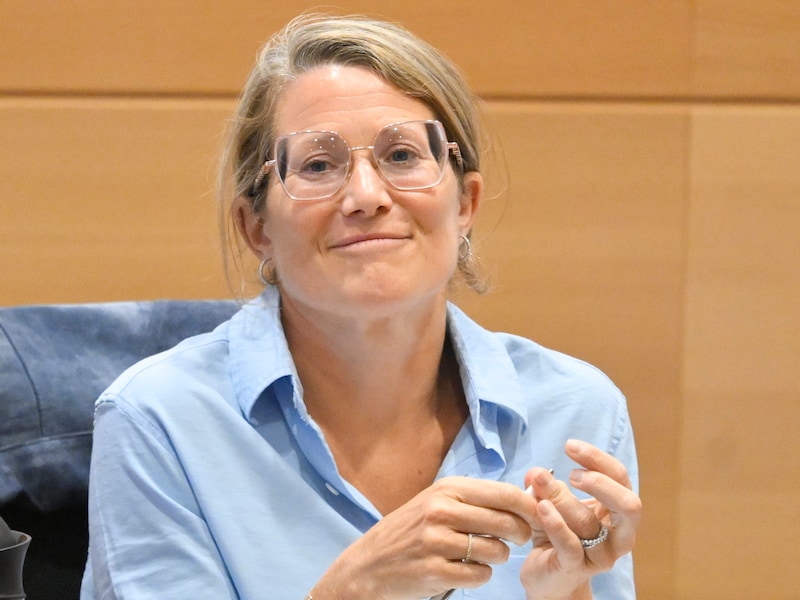 Minister van Asiel en Migratie Anneleen Van Bossuyt (N-VA).