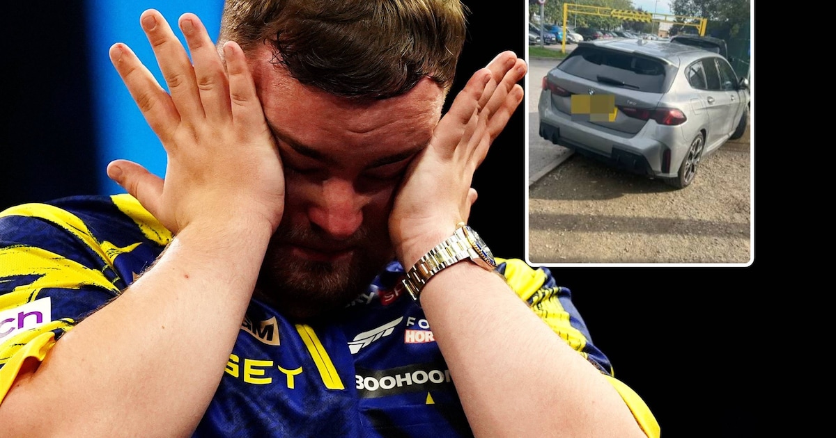 Ook achteraf leek hij zich van geen kwaad bewust: dramatisch geparkeerde BMW van Luke Littler doet d