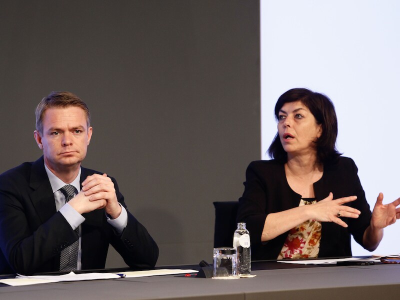 Staatssecretaris Hendrik Bogaert en minister Joëlle Milquet.