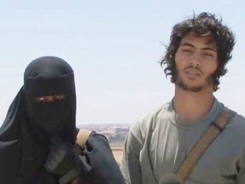 Khadijah Dare met haar Turks-Zweedse echtgenoot, die zich Abu Bakr noemt.