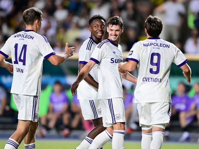 Dit mag niet meer mislopen: Anderlecht wint met 0-3 in Kazachstan en lijkt nu al zeker van Europa League