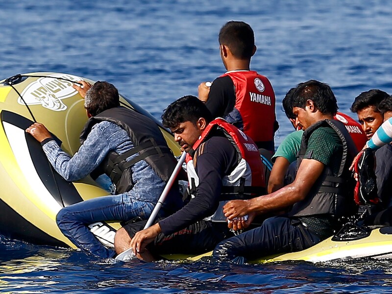 Vluchtelingen op weg van het Turkse Bodrum naar het Griekse eiland Kos.