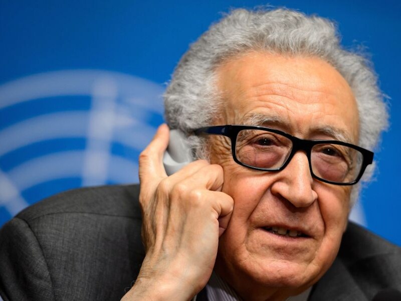 VN-gezant Lakhdar Brahimi in Genève.