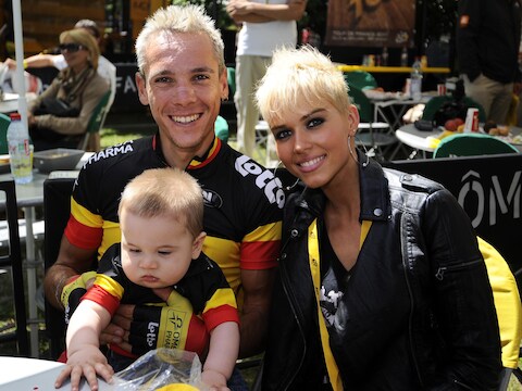Philippe Gilbert en Patricia Zeevaert in de Ronde van Frankrijk 2011 met Alan.