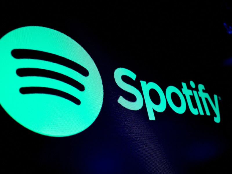 Spotify test knop om reclame in podcasts over te slaan