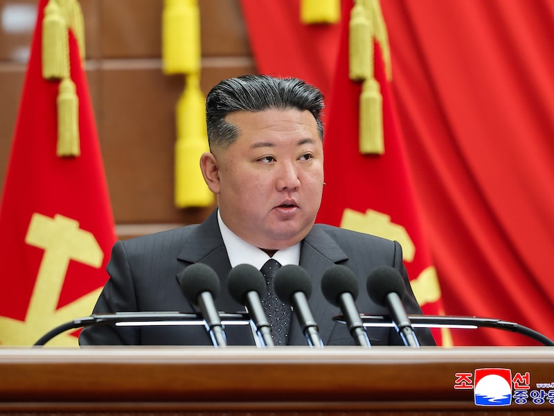 Noord-Koreaanse leider Kim Jong-un: ontwikkeling raketten nodig voor ‘militaire afschrikking’