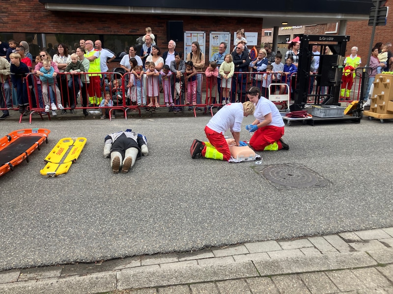 Borsbeeks brandweerkorps mag terugblikken op geslaagde opendeurdag