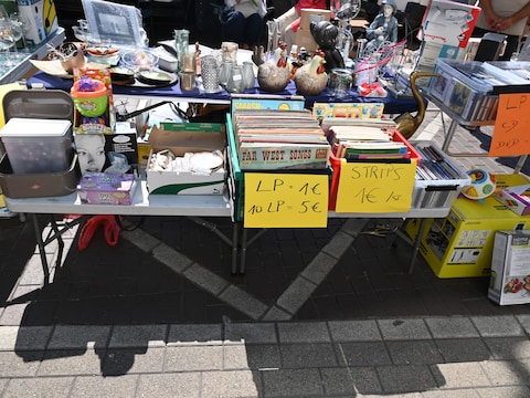 Illustratie: rommelmarkt