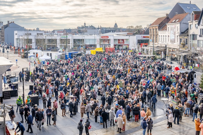 Roeselare klinkt op 19 januari op 2025 met nieuwjaarsreceptie ...