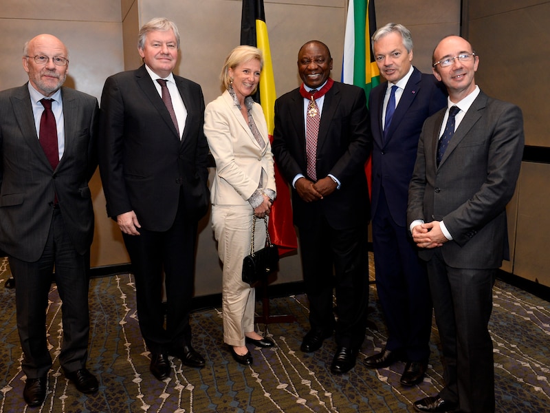 Davidsfonds strikt ere-ambassadeur Johan Maricou voor lezing over rol van ambassadeurs en diplomaten
