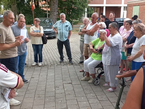 De protestactie in de Kruiskenslei. 