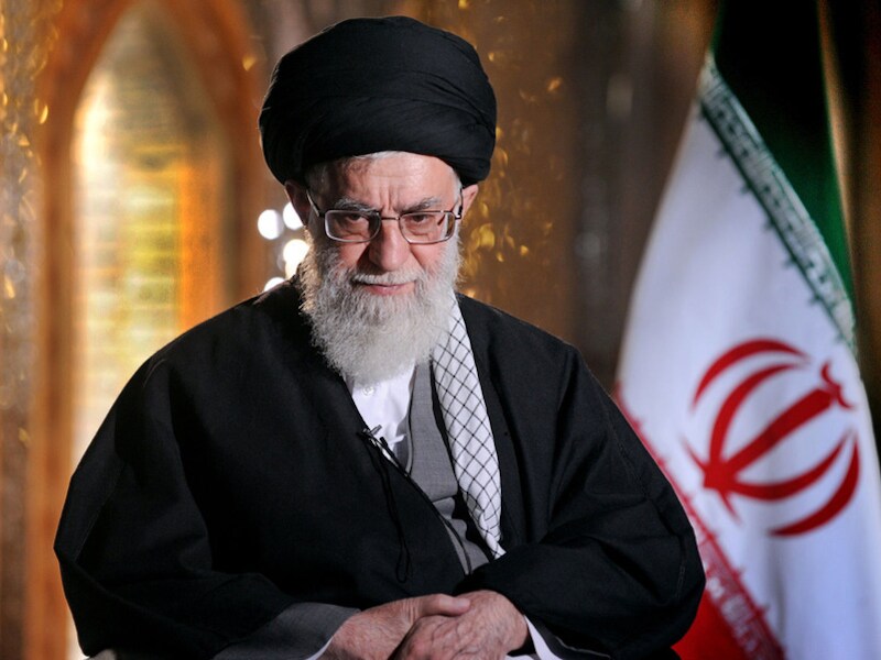 Khamenei spreekt het volk toe tijdens het Iraanse nieuwjaar.
