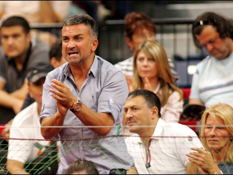 Vader Srdjan heeft geen goed woord over voor Federer en Nadal.