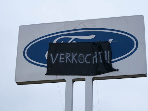 In de voertuigindustrie wordt door de afbouw bij Ford Genk een omzetverlies van 6 procent verwacht.