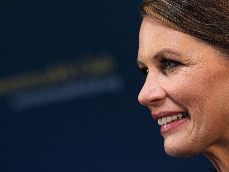 De 55-jarige Michele Bachmann heeft na haar middelbaar een tijdje gewerkt in een kibboets in Israël. Ze heeft vijf kinderen en zorgde voor 23 pleegkinderen.