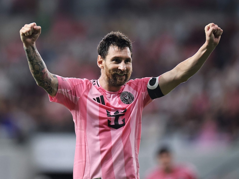 En het waren geen intikkertjes: ongrijpbare Lionel Messi pakt nog eens ouderwets uit met vier goals