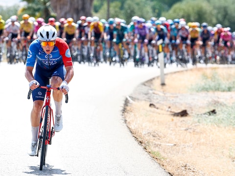 LIVE. Laatste vluchters bijna gegrepen, sprint met gereduceerd peloton kondigt zich aan