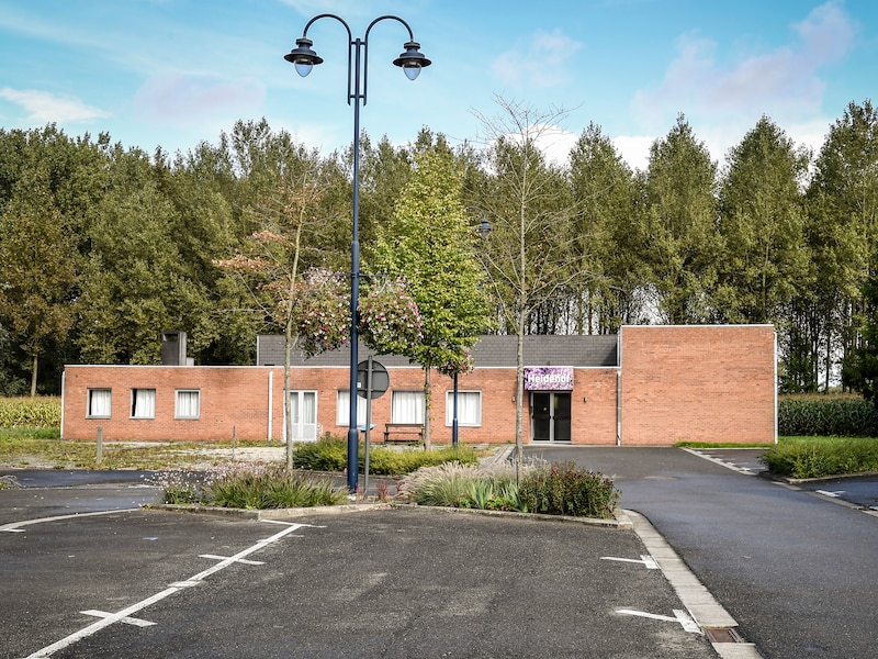 Nieuw dak en extra isolatie voor Zaal Heidehof: “Eerste stap van dringende renovatie”