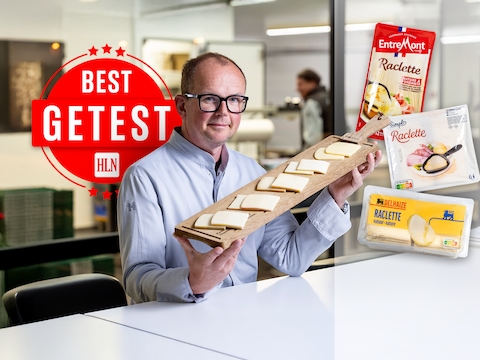 Kaasmeester Frederic Van Tricht zoekt en vindt de allerbeste raclette uit de supermarkt, maar proeft ook enkele tegenvallers.
