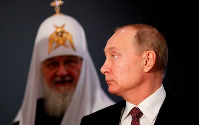 Estonia gives Orthodox Church six months to cut ties with Moscow