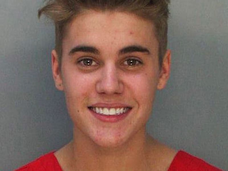 De mugshot van Bieber.
