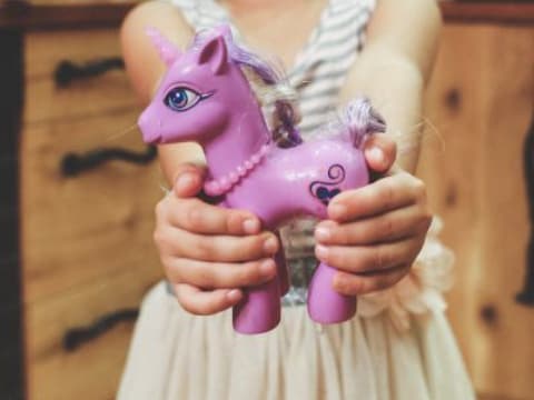 Kirikou zamelt kinderspullen in