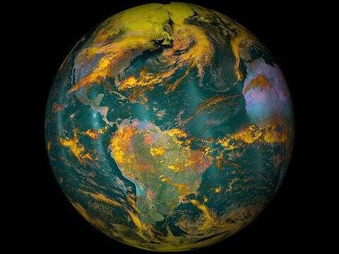 Een foto van de aarde, verspreid door NASA. Als we niets doen aan de broeikasgassen, stevenen we af op de zesde massa-extinctie, stelt Wiens.