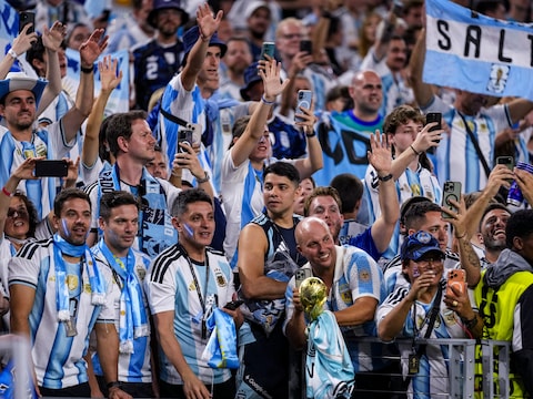 Fans van Argentinië op de tribune na de groepswedstrijd tegen Jodanië in Dallas, Verenigde Staten. (27/06/26)