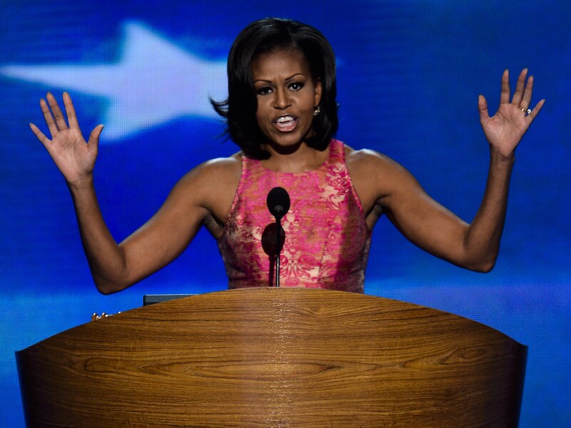 Om jaloers op te zijn: de armen van Michelle Obama.