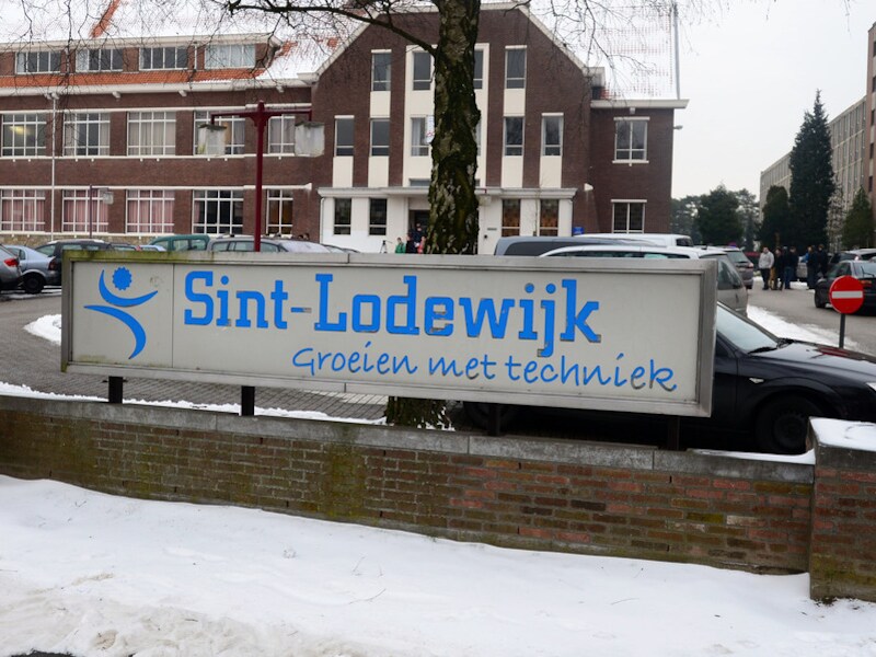 De school Sint-Lodewijk in Genk.