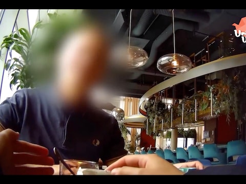 Na een under- coverreportage van Vrije Vogels en 'Het Laatste Nieuws' beweerde een acteur (foto boven) dat hij seks had met tienerjongens die “het zelf wilden”. “Dat noemen wij 'goedpraters’”, zegt expert Minne De Boeck.