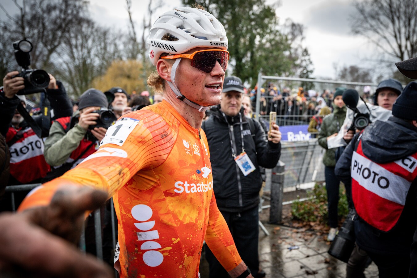 Het zou lullig zijn om te zeggen dat dit het plan was”: het verhaal achter  de evolutie van Mathieu van der Poel tot de beste ooit in het veldrijden |  Foto |