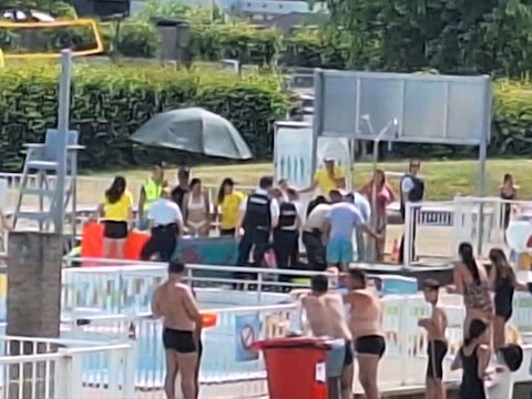 Een 5-jarig jongetje verdronk bijna in het buitenzwembad De Warande in Wetteren, vanaf maandag zijn enkel Oost-Vlamingen nog welkom in het zwembad. 