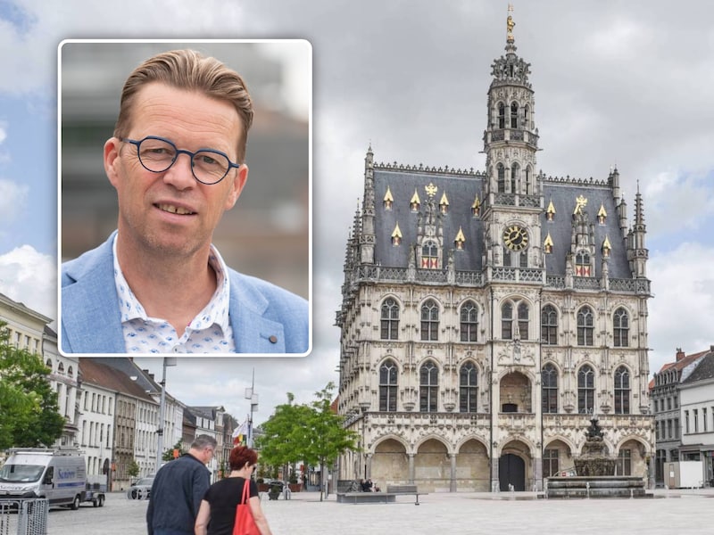 De stad is toe aan een fikse bezuinigingsronde. “We zijn volop aan het cijferen”, zegt burgemeester John Adam (Anders).
