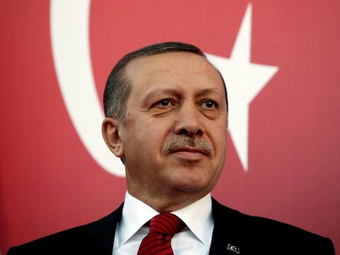 De Turkse premier Erdogan riep gisteren op de toegang tot het internetfilmpje onmogelijk te maken.