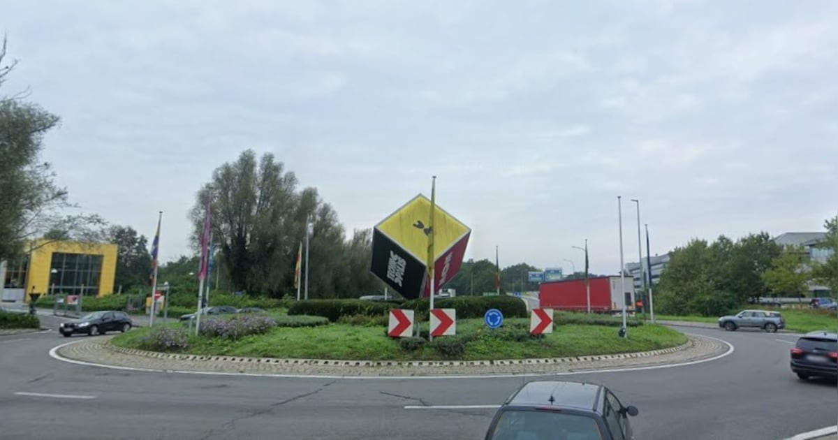 Motorrijder loopt lichte verwondingen op bij verkeersongeval