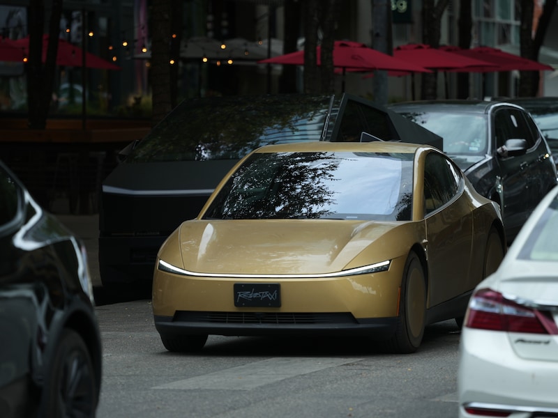 Tesla zet Cybercabs zonder stuur of pedalen in als robotaxi’s in de VS