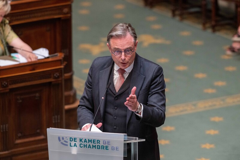 As far as support is concerned, De Wever pointed out the scale of the remediation - "the largest since World War II".