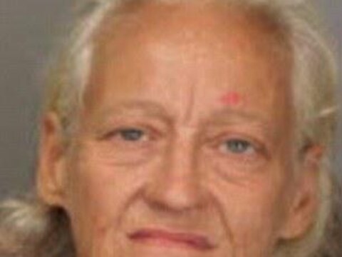 Een mugshot van Carla Hiers.
