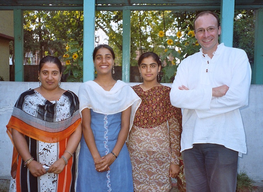 De Franse priester Georges Vandenbeusch tijdens een vakantie in India.