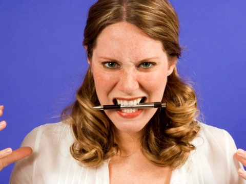 Laat stylo's, potloden of je nagels gerust...knabbel liever op dit stressverzachtend lekkers.