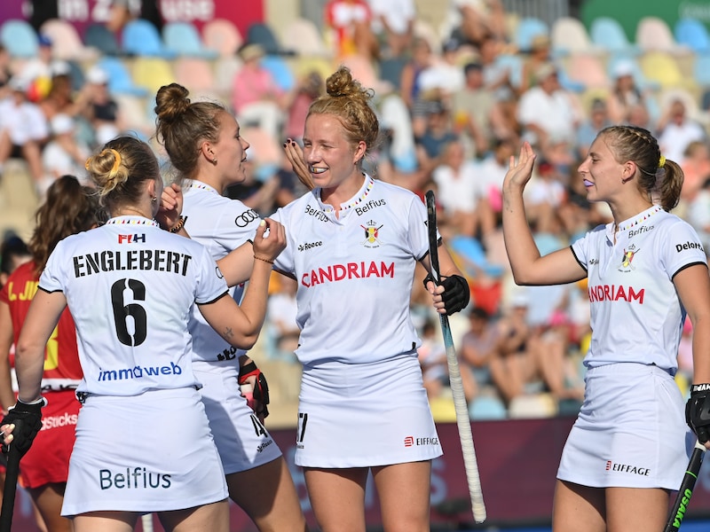 KIJK. 0-5! Red Panthers met glans naar halve finales op EK hockey na overtuigende zege tegen Spanje