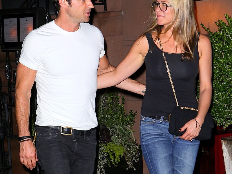 Jennifer Aniston en Justin Theroux werden onlangs arm in arm gespot na een romantisch etentje in Manhattan.